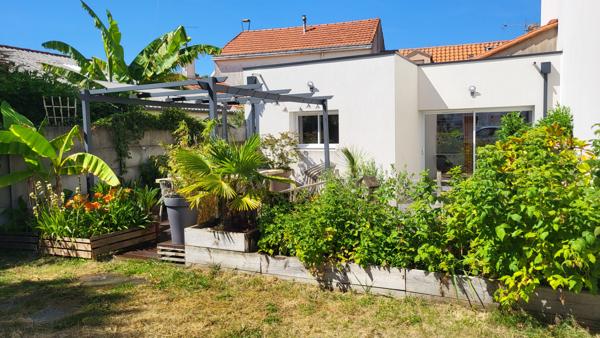 Maison 3 chambres et bureau, 110 m2 à Vertou