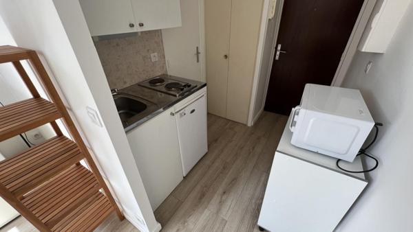 A LOUER : T1 à LILLE • Rue Canteleu - Vauban • 412 € CC • Réf. G594
