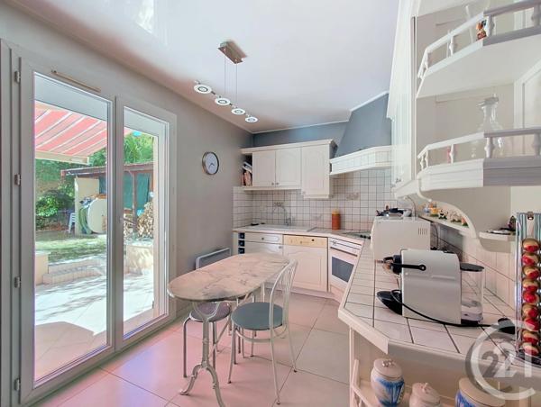Maison à vendre  7 pièces - 135 m 2   VAUX LE PENIL  - 77