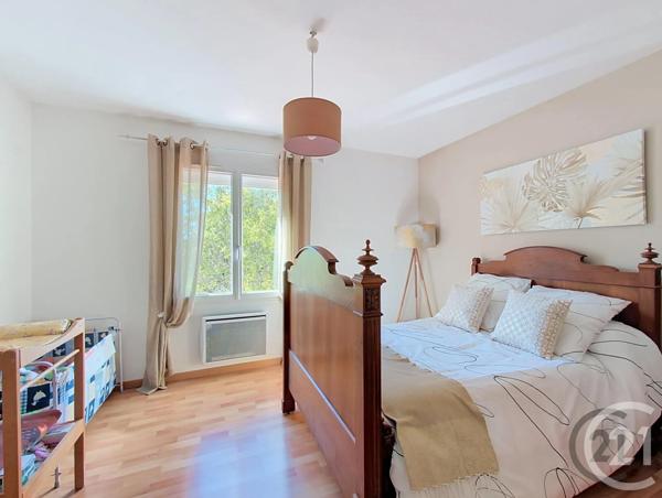 Maison à vendre  7 pièces - 135 m 2   VAUX LE PENIL  - 77