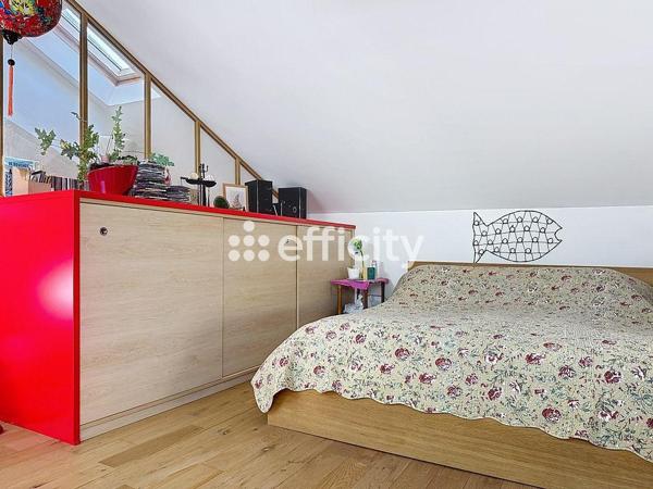 Maison
         3 pièces
        - 72 m² Exclusivité 432 000 € *