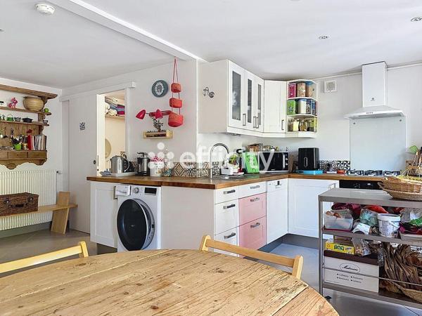 Maison
         3 pièces
        - 72 m² Exclusivité 432 000 € *