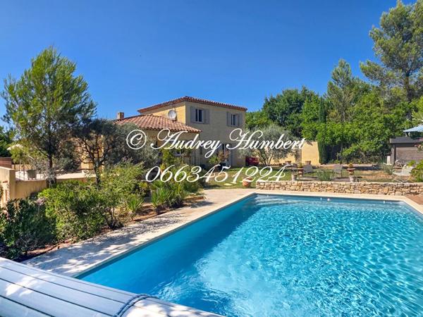 EXCLUSIVITÉ, SAINTE-TULLE, Quartier prisé pour cette Villa de 140 m² avec piscine et magnifique jardin
