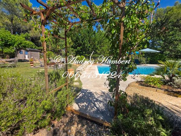 EXCLUSIVITÉ, SAINTE-TULLE, Quartier prisé pour cette Villa de 140 m² avec piscine et magnifique jardin