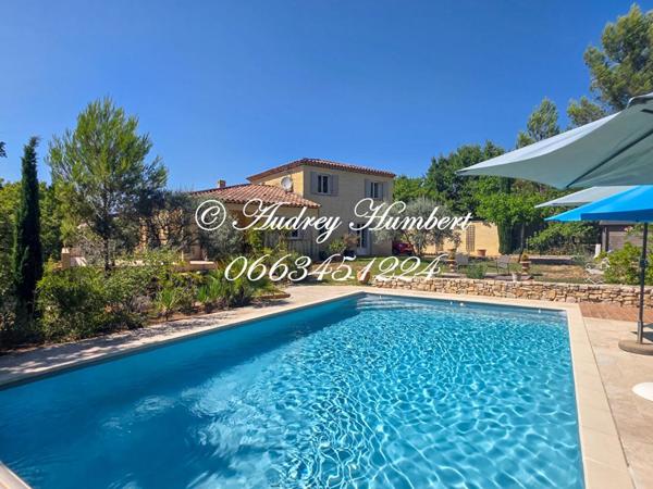 EXCLUSIVITÉ, SAINTE-TULLE, Quartier prisé pour cette Villa de 140 m² avec piscine et magnifique jardin