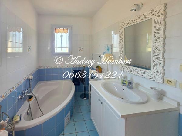 EXCLUSIVITÉ, SAINTE-TULLE, Quartier prisé pour cette Villa de 140 m² avec piscine et magnifique jardin