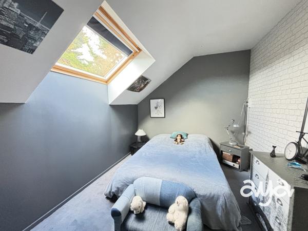 LONGÈRE EN PIERRE – HAMEAU CALME À MALVILLE