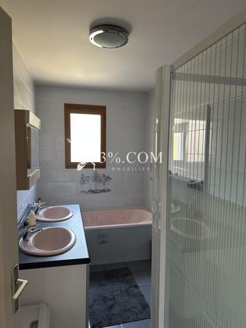 Maison 6 pièce(s) 4 chambre(s) 126 m²