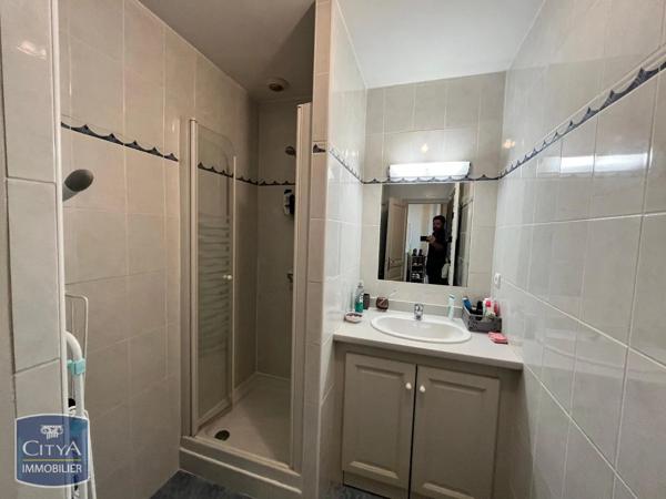 Appartement à louer 3 pièces 72.5m² Agen (47000)