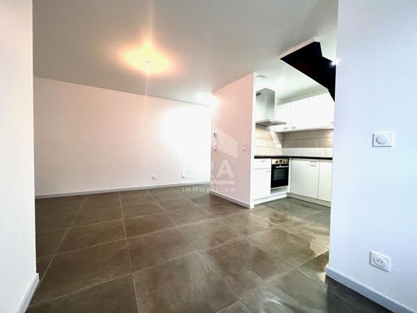 Immeuble d'exception à Montereau Fault Yonne - Opportunité d'investissement unique