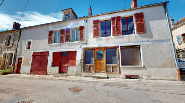 Maison de village Brinon Sur Beuvron 5 pièce(s) 172 m2