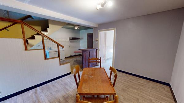 Maison de village Brinon Sur Beuvron 5 pièce(s) 172 m2
