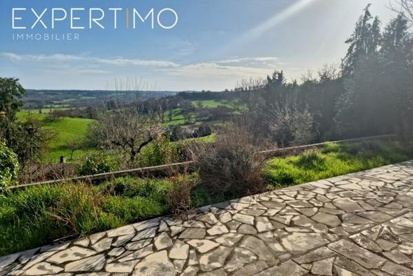 Montagrier (24350) Ensemble immobilier avec deux maisons à Montagrier