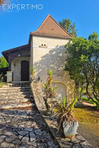 Montagrier (24350) Ensemble immobilier avec deux maisons à Montagrier