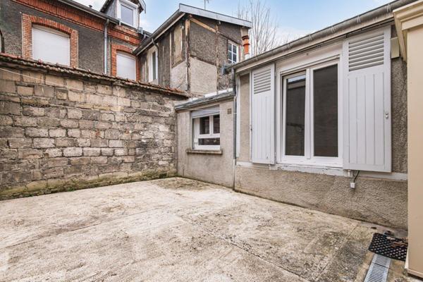 Appartement type2 avec cour privative