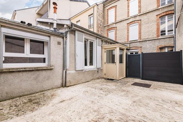 Appartement type2 avec cour privative