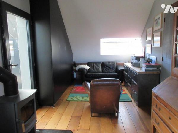 MAGNIFIQUE PROPRIETE DE CHARME SURPLOMBANT LE SCORFF