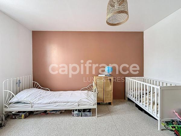 Maison familiale avec jardin et studio indépendant Tours centre 156 m²