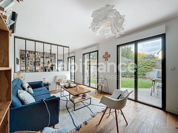 Maison familiale avec jardin et studio indépendant Tours centre 156 m²