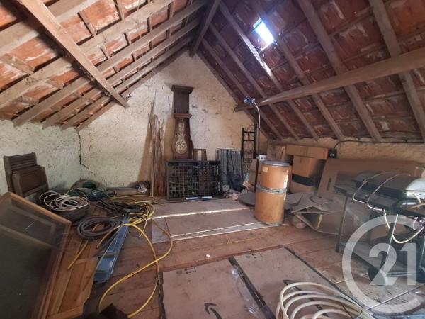 Maison à vendre  6 pièces - 139,76 m 2   CHATEAUMEILLANT  - 18