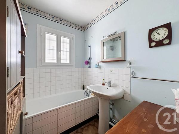 Maison à vendre  3 pièces - 70 m 2   ST PRYVE ST MESMIN  - 45