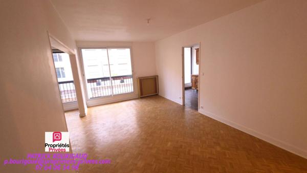 APPARTEMENT 75012 - 105 M² AU CALME ET TRES CLAIR