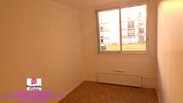 APPARTEMENT 75012 - 105 M² AU CALME ET TRES CLAIR