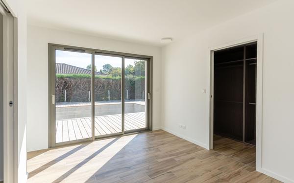 Maison à vendre    5 pièces • 146 m2 Biscarrosse