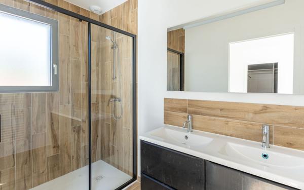 Maison à vendre    5 pièces • 146 m2 Biscarrosse