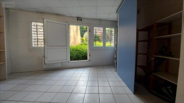 Fonds et/ou murs commerciaux à vendre à Besançon dans le Doubs (25000), ref : 25001-1085124