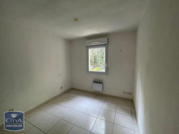 Appartement à louer 2 pièces 49.41m² Nîmes (30000)