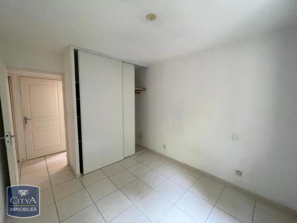 Appartement à louer 2 pièces 49.41m² Nîmes (30000)