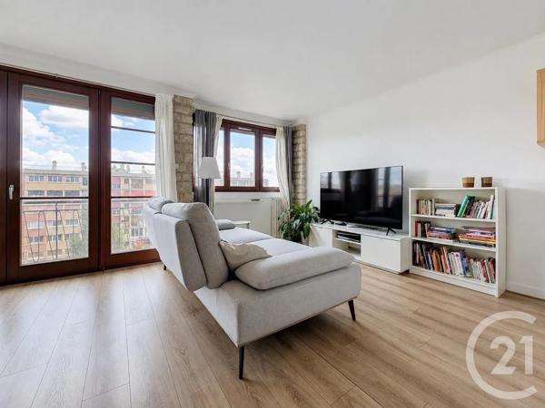 Appartement F4 à vendre  4 pièces - 61,22 m 2   MONTREUIL  - 93