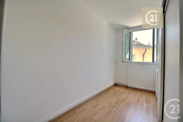 Appartement F2 Bis à vendre  3 pièces - 42,14 m 2   LES PAVILLONS SOUS BOIS  - 93