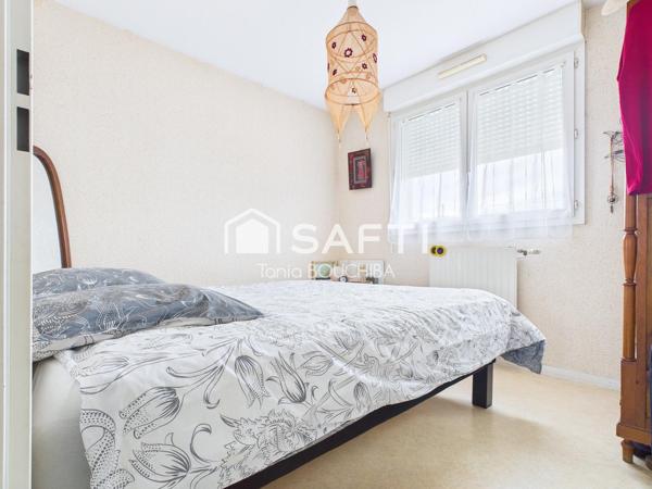 Maison familiale avec jardin et garage