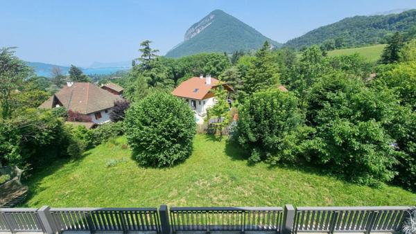 EXCLUSIVITÉ Maison Talloires-Montmin 10 pièces 255 m2