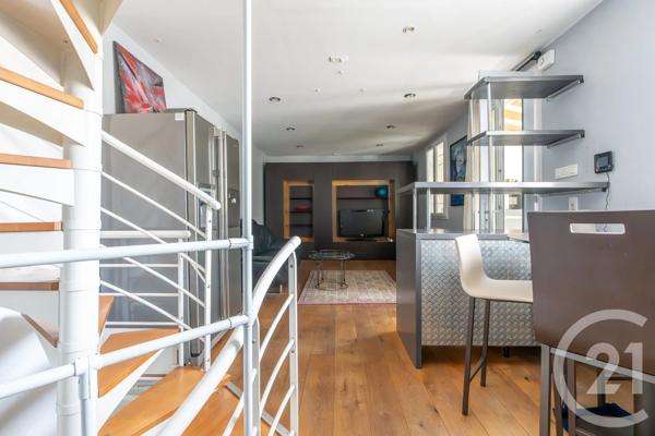 Maison à vendre  5 pièces - 101,35 m 2   ST MAUR DES FOSSES  - 94