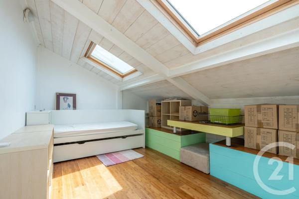 Maison à vendre  5 pièces - 101,35 m 2   ST MAUR DES FOSSES  - 94