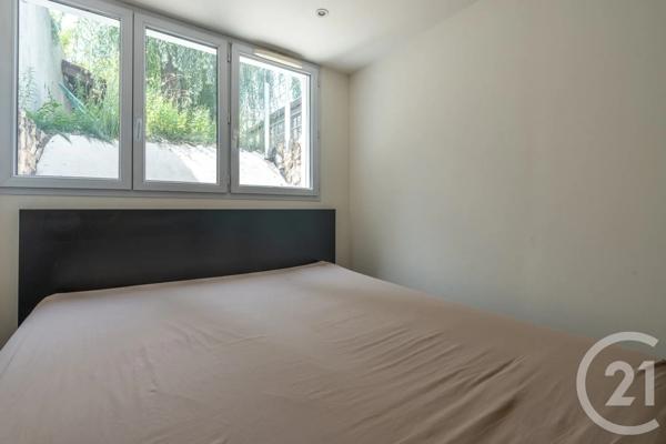 Maison à vendre  5 pièces - 101,35 m 2   ST MAUR DES FOSSES  - 94