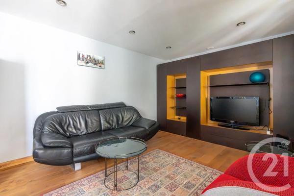 Maison à vendre  5 pièces - 101,35 m 2   ST MAUR DES FOSSES  - 94