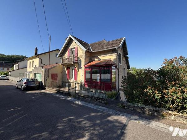 Maison 4 pièces (environ 80 m² habitables), secteur calme proche centre et commodités