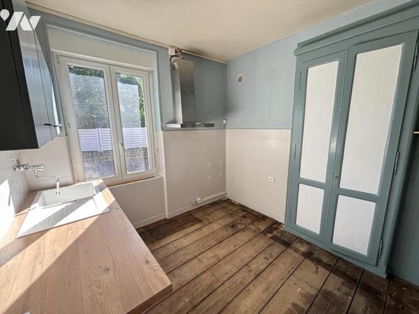 Maison 4 pièces (environ 80 m² habitables), secteur calme proche centre et commodités