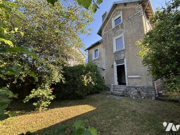 Maison 4 pièces (environ 80 m² habitables), secteur calme proche centre et commodités