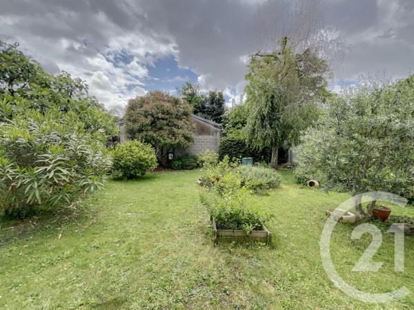 Maison à vendre  5 pièces - 98,80 m 2   LE BLANC MESNIL  - 93