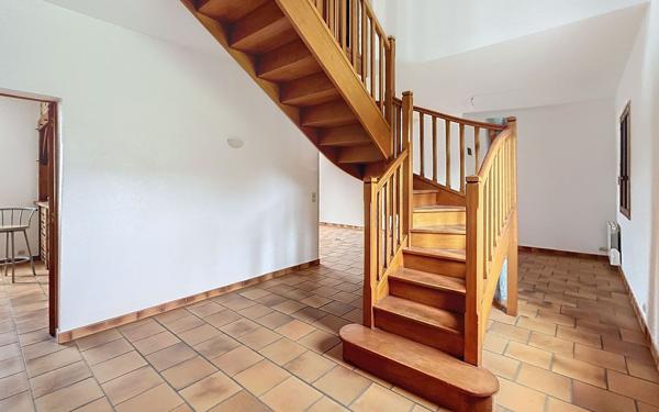 Maison à louer    7 pièces •  Joué-lès-Tours