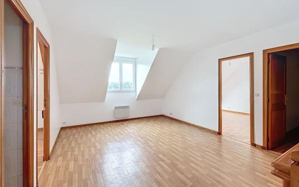 Maison à louer    7 pièces •  Joué-lès-Tours