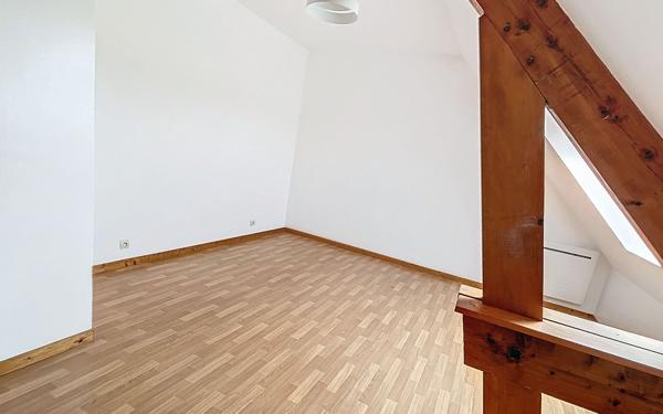 Maison à louer    7 pièces •  Joué-lès-Tours