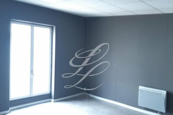 Location - ENTREPOT 103 m 2