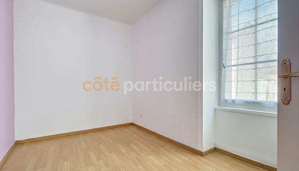 Vente
                Maison60 m² - 3 Pièces -
                    LA ROCHE SUR YON (85000)