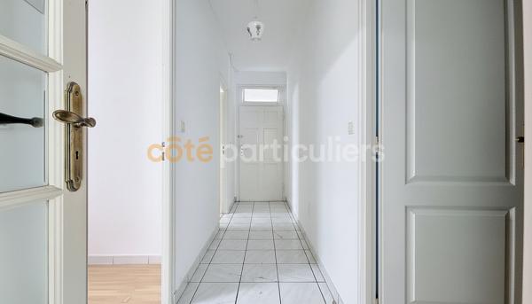 Vente
                Maison60 m² - 3 Pièces -
                    LA ROCHE SUR YON (85000)